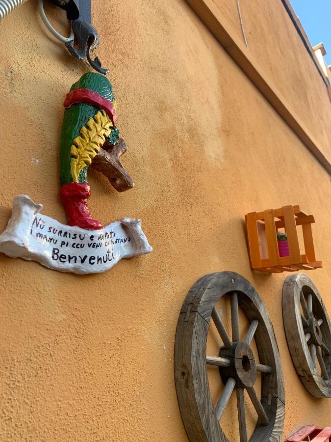 Suite I Biddizzi Da Sicilia Catánia Buitenkant foto