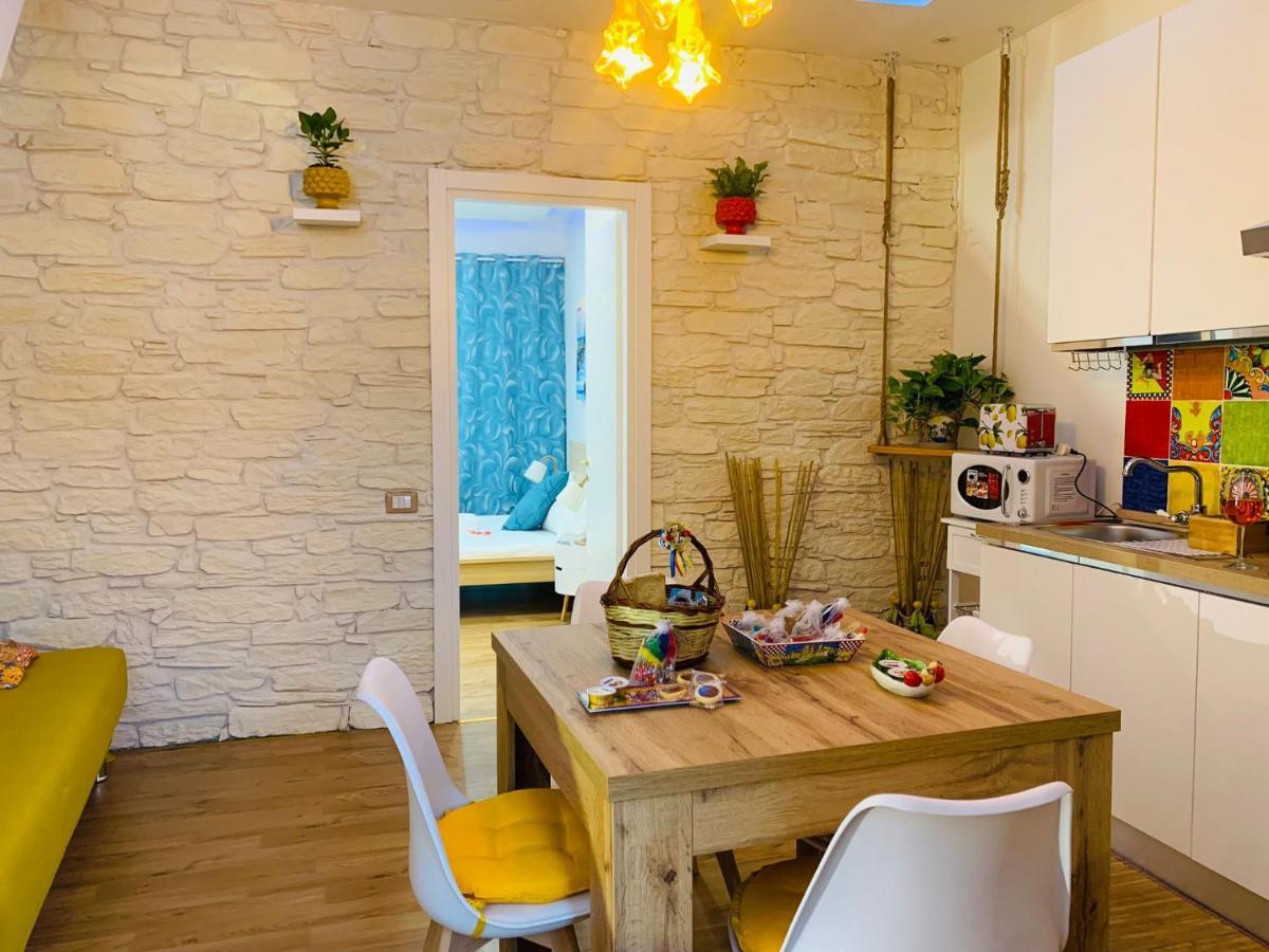 Suite I Biddizzi Da Sicilia Catánia Buitenkant foto